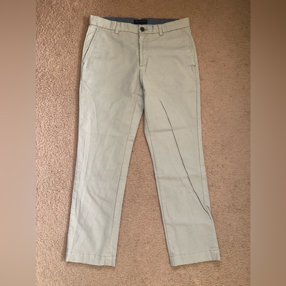 BANANA REPUBLIC AIDEN CHINO - Picture 7 of 12